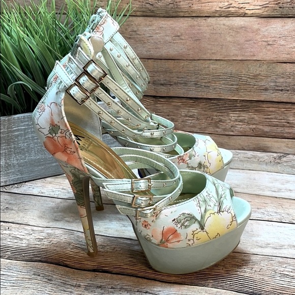 Madison Platform Heels by Shoe-dazzle Size 8 - Picture 1 of 13